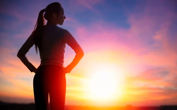 Silhouette Young Sporty Woman Watching Sunset Background — Stock Photo, Image