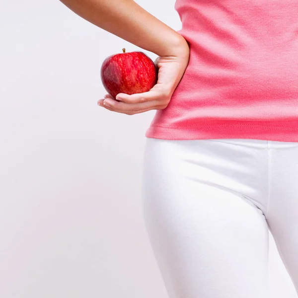 Vrouw Met Appel Witte Achtergrond — Stockfoto