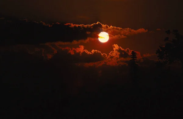 Belo Pôr Sol Sobre Mar — Fotografia de Stock