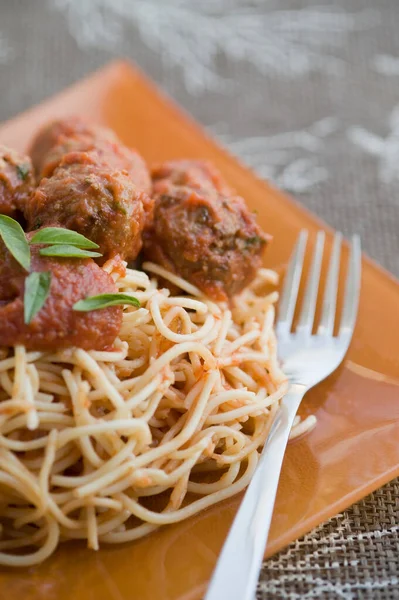 Spaghetti Tomato Sauce Basil — Stock Photo, Image