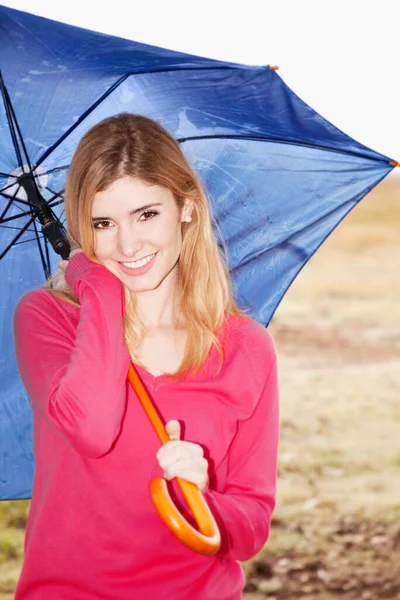 Jovem Com Guarda Chuva Parque Outono — Fotografia de Stock