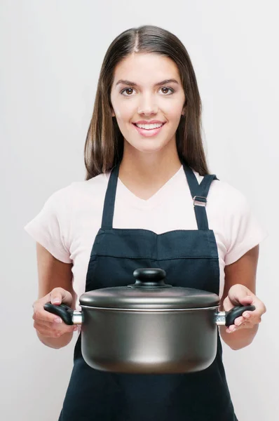 Jeune Femme Tenant Une Casserole Avec Une Cuillère Une Tasse — Photo