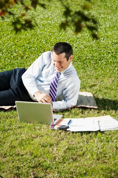 Businessman Working Laptop Park — Stock Photo, Image