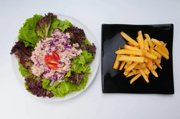 고기와 야채를 접시에 맛있는 — 스톡 사진