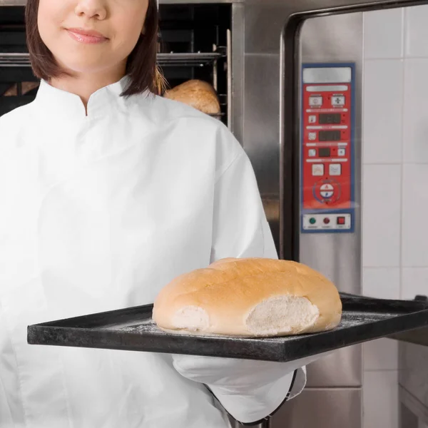 Σεφ Ψωμί Στον Φούρνο — Φωτογραφία Αρχείου