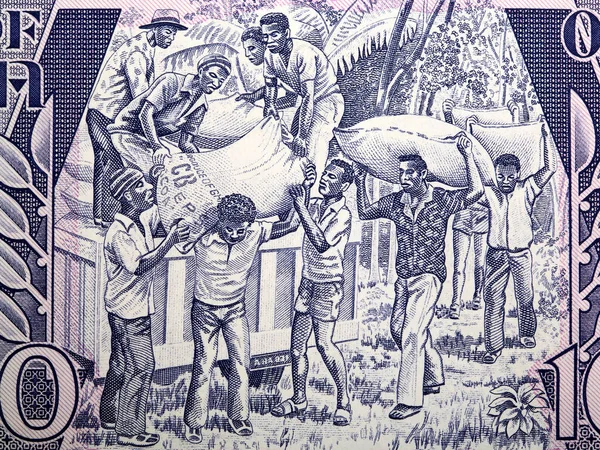 Φόρτωση Προϊόντων Από Παλαιά Χρήματα Της Γκάνας Cedi — Φωτογραφία Αρχείου
