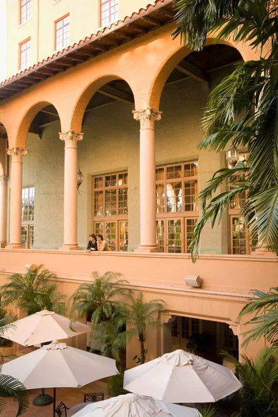 Mooi Luxe Hotel Resort Interieur Met Palmbomen Planten — Stockfoto