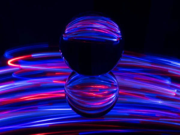 Pintura Con Luz Espejo Con Pequeñas Lámparas Colores Una Bola —  Fotos de Stock