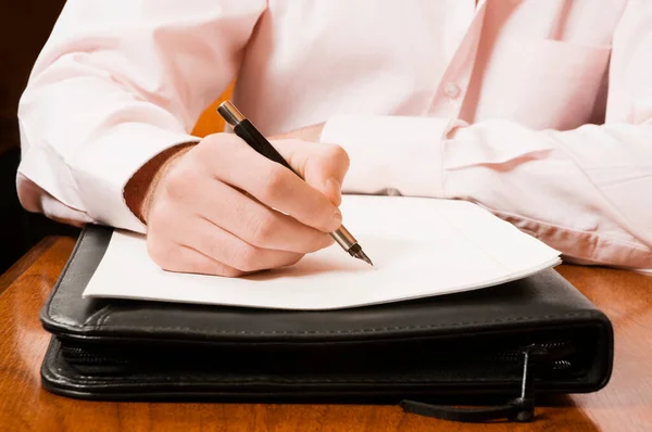 Mujer Negocios Escribiendo Una Nota Cuaderno Primer Plano Fotos de stock libres de derechos