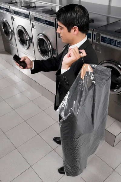 Young Man Washing Machine Laundry Room — Stock Photo, Image