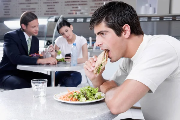 Gente Negocios Almorzando Restaurante —  Fotos de Stock