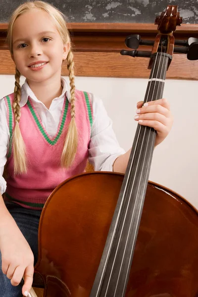 Retrato Uma Menina Bonita Com Violino — Fotografia de Stock