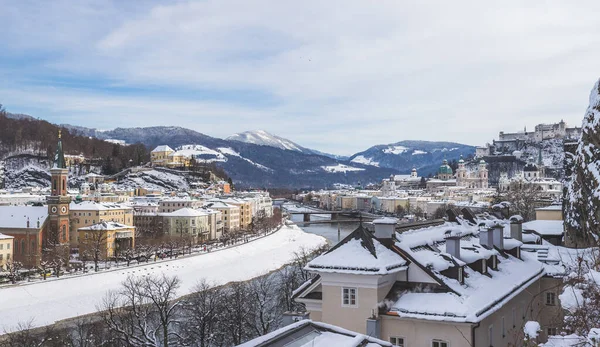 Salzburgi Panoráma Télen Havas Történelmi Központ — Stock Fotó