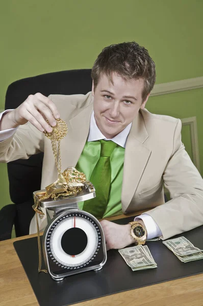 Geschäftsmann Mit Uhr Und Tasse Kaffee — Stockfoto