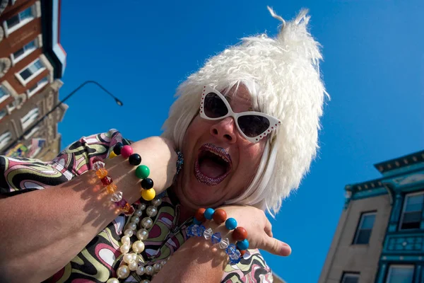 Portrait Happy Senior Woman Sunglasses — Stock Photo, Image