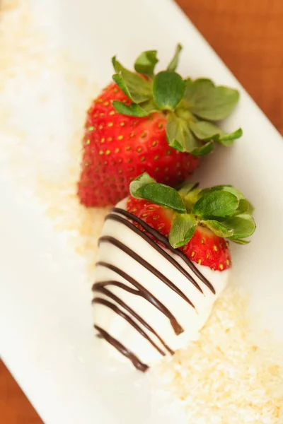 Torta Fragole Con Fragole Menta — Foto Stock