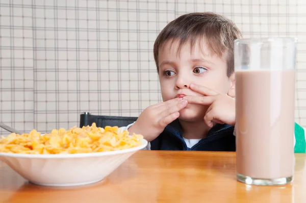 Little Boy Eating Cereal Looking Camera — Stock Photo, Image