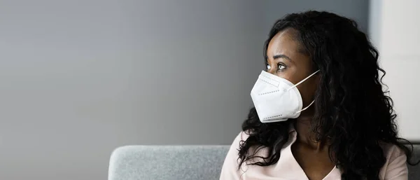 Mujer Cuarentena Contra Coronavirus Máscara Facial Protectora —  Fotos de Stock