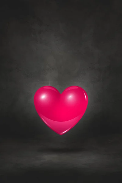 분홍색 심장이 스튜디오 배경에서 분리되었습니다 — 스톡 사진