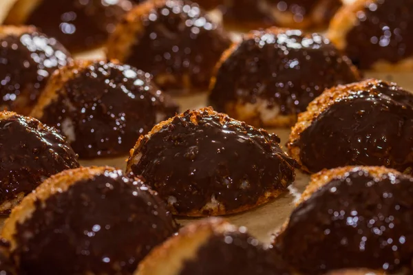 Delicioso Pastel Chocolate Con Azúcar Glaseado — Foto de Stock