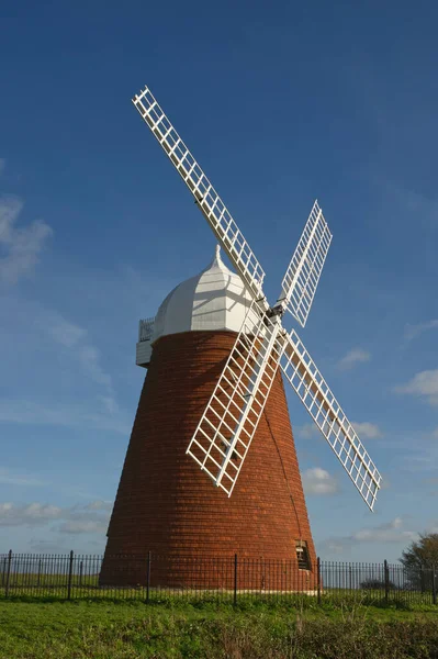 Cegła Zbudowana Wiatrak Halnaker Niedaleko Chichester West Sussex Anglia — Zdjęcie stockowe