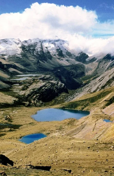 Beau Paysage Avec Montagnes Nuages — Photo