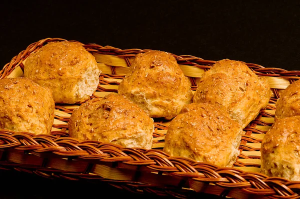 Susamlı Taze Pişmiş Ekmek — Stok fotoğraf