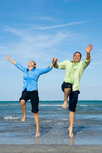 Happy Father Son Running Beach — Stock Photo, Image