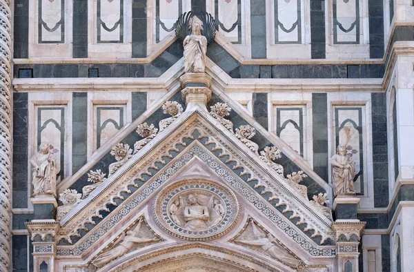 Обертывание Христа Плащаницу Боковой Стене Cattedrale Santa Maria Del Fiore — стоковое фото