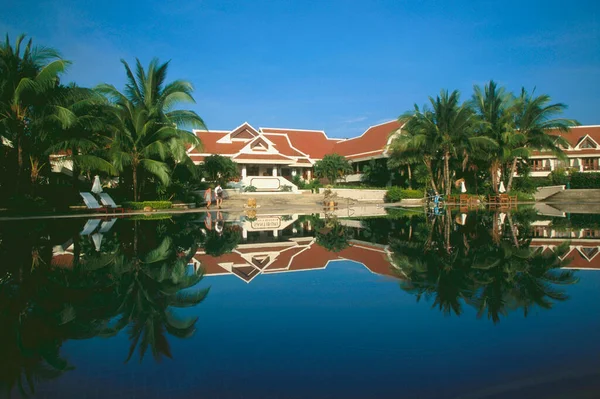 Reflectie Van Een Resort Water Koh Samui Thailand — Stockfoto