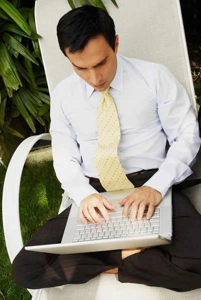 Homem Negócios Trabalhando Computador Portátil — Fotografia de Stock