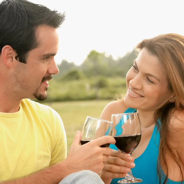 Close Young Woman Mature Man Toasting Wineglasses — Stock Photo, Image