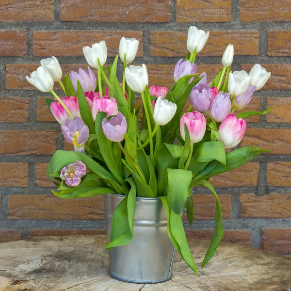 Beautiful Bouquet Tulips Vase Wooden Background — Stock Photo, Image