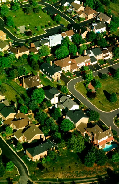 メリーランド州モンゴメリー郡の住宅開発の空中ビュー — ストック写真