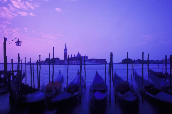 Venedig Italien September 2016 Gondeln Auf Dem Canal Grande Abend — Stockfoto