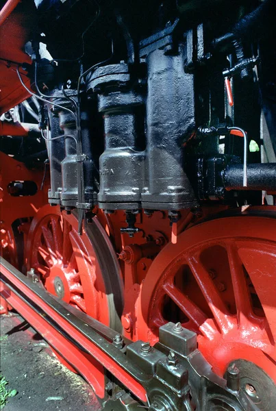 Vieja Locomotora Vapor Con Rojo Blanco — Foto de Stock