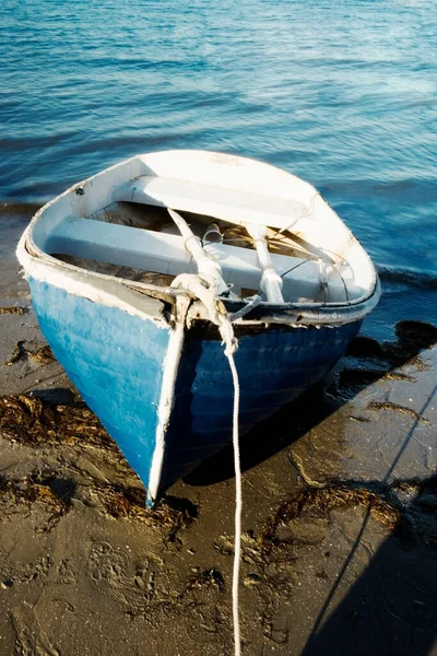 Blick Aus Der Vogelperspektive Auf Ein Ufer Geparktes Ruderboot San — Stockfoto