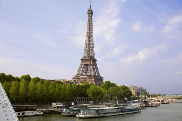 Paris France July 2017 Eiffel Вежі Центрі Сени Річки — стокове фото