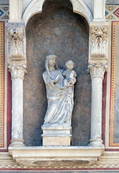Perawan Maria Dengan Bayi Yesus Loggia Del Bigallo Piazza San — Stok Foto