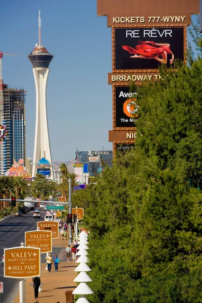 Low Angle View Tower Stratosphere Hotel Casino Las Vegas Nevada — Stockfoto