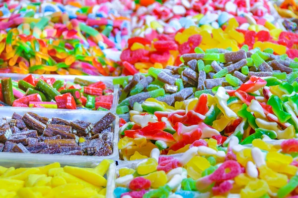 カラフルなキャンディの背景 甘いお菓子 — ストック写真
