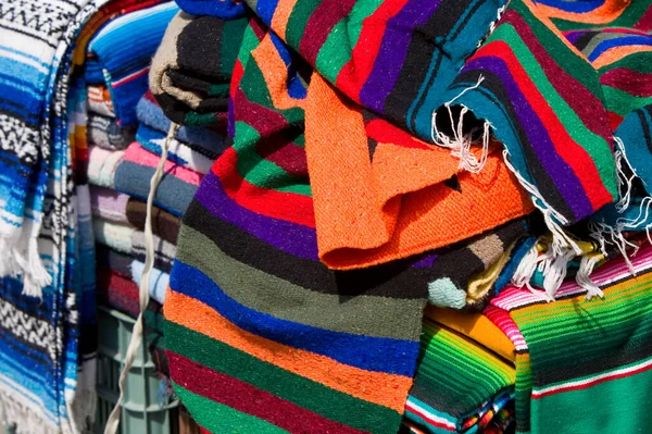 Bufandas Colores Calle —  Fotos de Stock