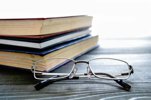 Glasses Book Wooden Table — Stock Photo, Image