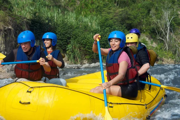 Group Children Mountains — Stock Photo, Image