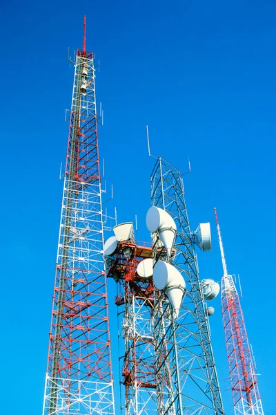Låg Vinkel Syn Mikrovågsugn Radiotorn Washington Usa — Stockfoto