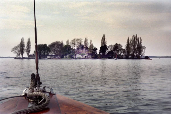 Fischerboot Auf Dem See — Stockfoto