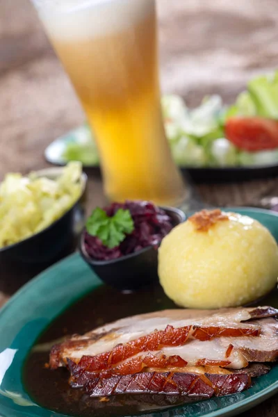 Bife Com Purê Batata Salada — Fotografia de Stock