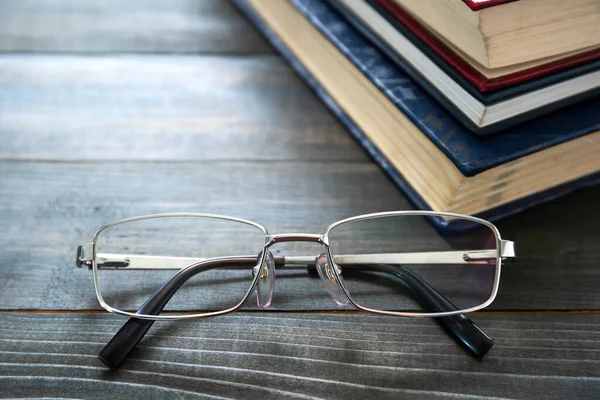 Glasses Book Wooden Table — Stock Photo, Image