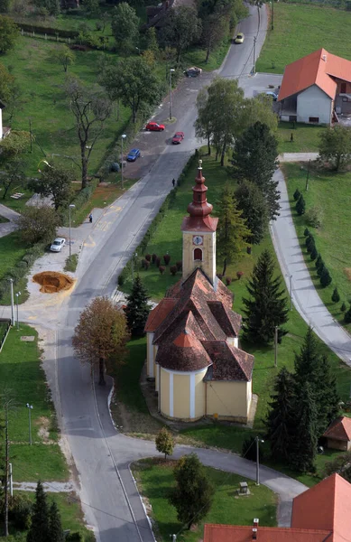 Парафіяльній Церкві Сен Франциск Ксаверій Vugrovec Хорватія — стокове фото