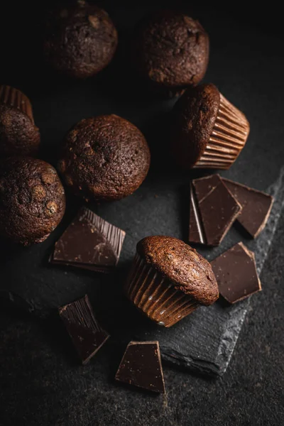 Chocolate Muffins Sweet Dark Cupcakes Black Table — Stock Photo, Image